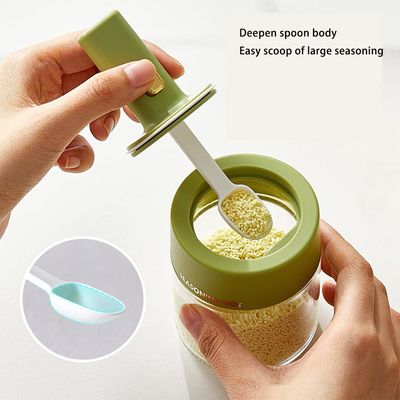 Sturdy 250ml Kitchen Empty Spice Jars Glass Seasoning Bottle With Spoon