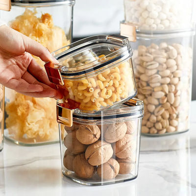 Different Capacity Clear Plastic Airtight Dry Food Storage Container Set With Lid